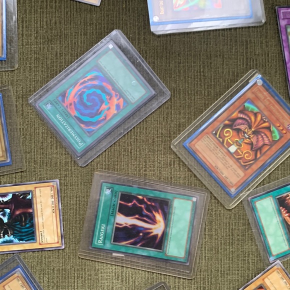 Yugioh LOB collection - Picture 8 of 16